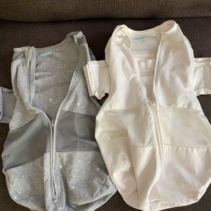 2 small happiest baby snoo swaddles